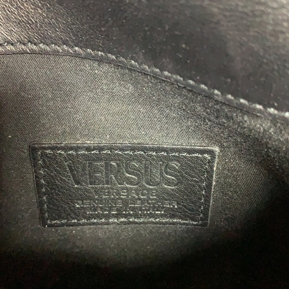 VERSUS VERSACE
LION WOMEN'S HOOP CROSSBODY BAG - Picture 9 of 10